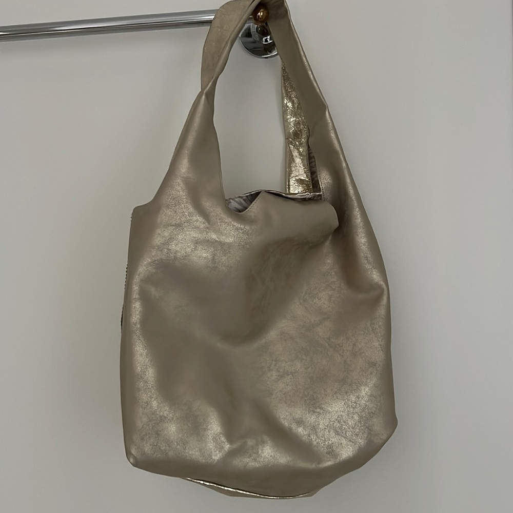 Stella & Dot two toned gold shoulder bag